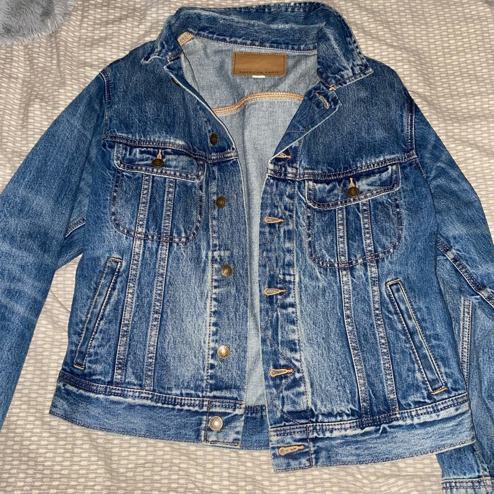 American Eagle Size Medium Jean Jacket